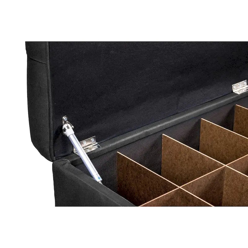 Banc de rangement pour chaussures capitonné en losanges avec séparateurs en bois