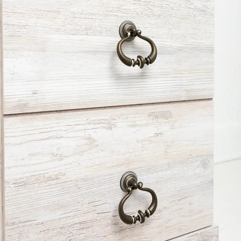 Meuble TV de 152 cm imitation grain de bois avec quatre tiroirs et rangement central ouvert