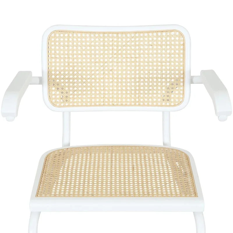 Fauteuil cantilever en rotin avec structure en acier blanc